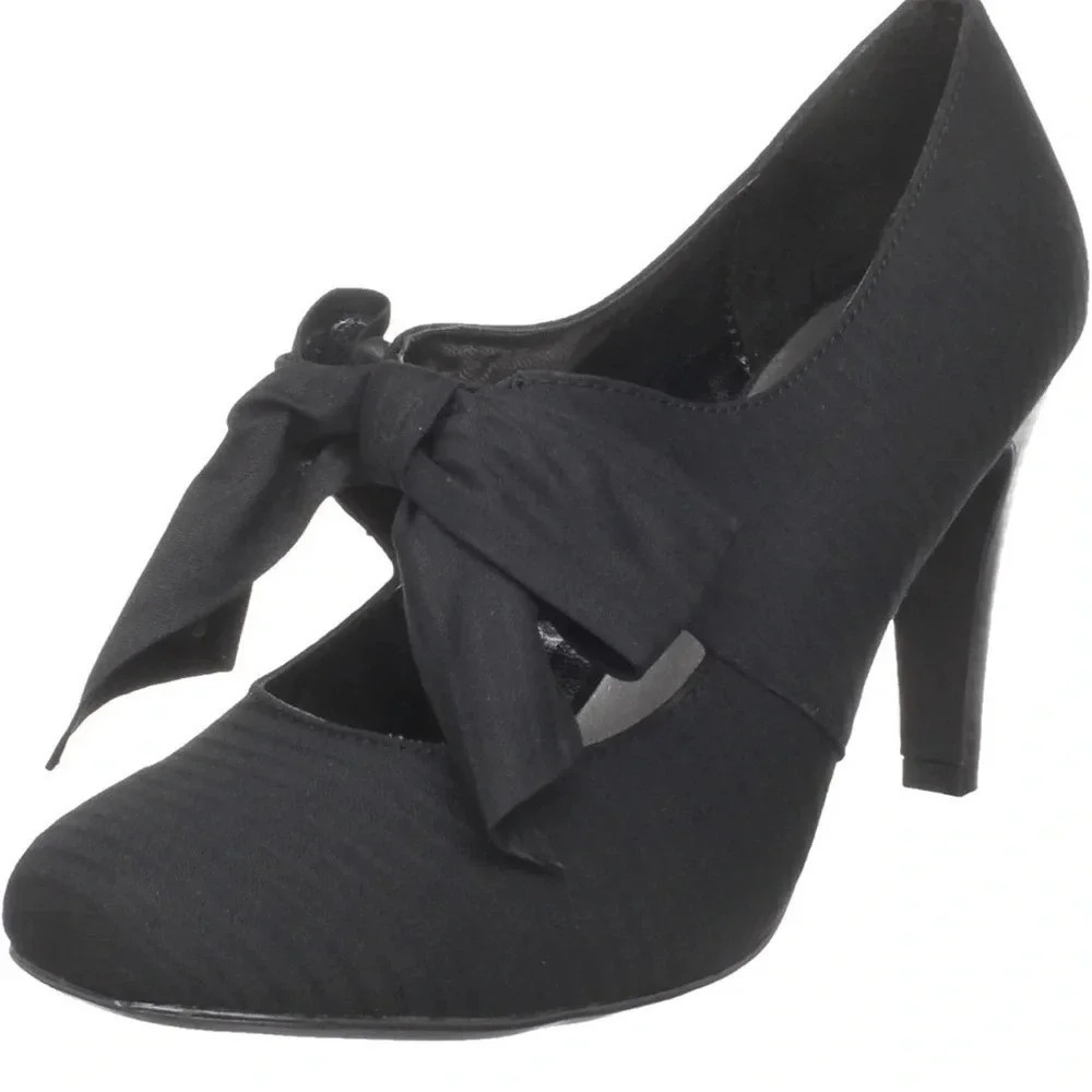 Ann Marino Women's Lotto Pumps size 9 1/2 dressy heels